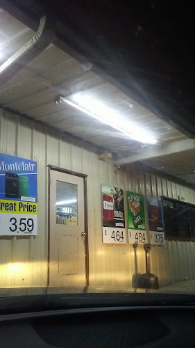 Beverage Market exterior view showcasing professional Beer store services in Walnut Grove, Alabama