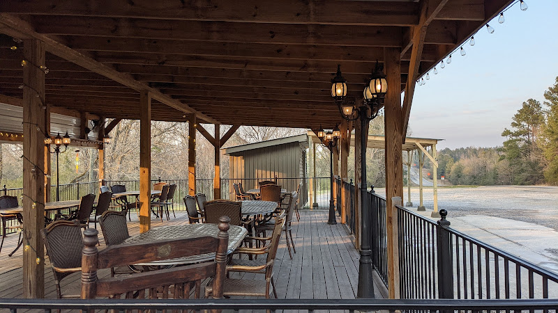 Boondocks BBQ & Restaurant exterior view showcasing professional restaurants services in Brierfield, Alabama