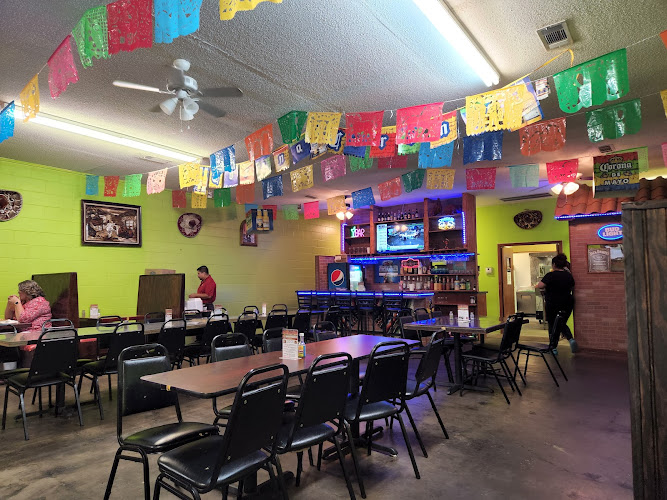 Los Amigos Mexican Restaurant exterior view showcasing professional restaurants services in Cottonwood, Alabama