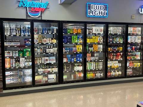 Mickey's Spirits & Wine exterior view showcasing professional Alcoholic beverage wholesaler services in Guntersville, Alabama