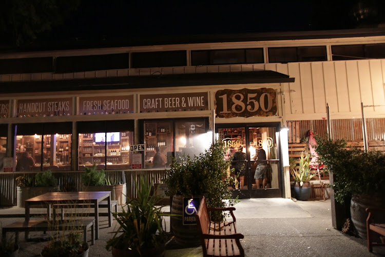 1850 Restaurant and Brewery exterior view showcasing professional restaurants services in Mariposa, California