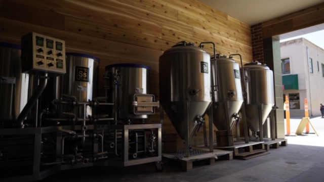 18Seventy Brewing Co. exterior view showcasing professional Brewery services in Modesto, California