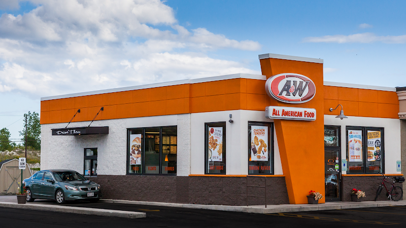 A&W Restaurant exterior view showcasing professional restaurants services in Millbrae, California