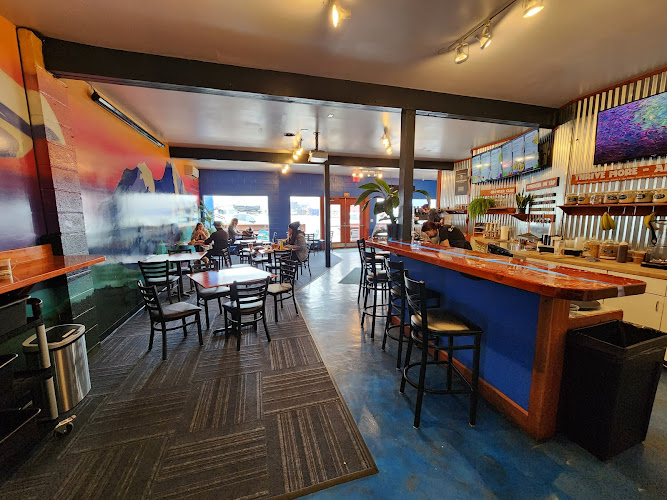 Alua's Thrive Bar exterior view showcasing professional restaurants services in Mt Shasta, California