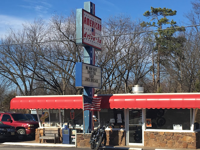 American Drive In exterior view showcasing professional restaurants services in Lincoln, Arkansas