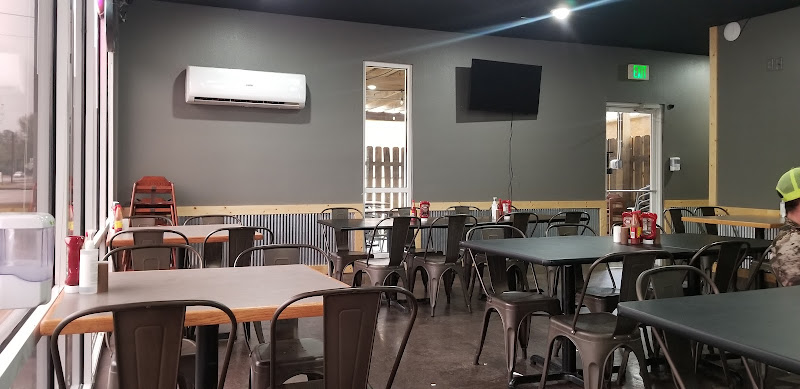 Austin Fish & Seafood exterior view showcasing professional restaurants services in Austin, Arkansas