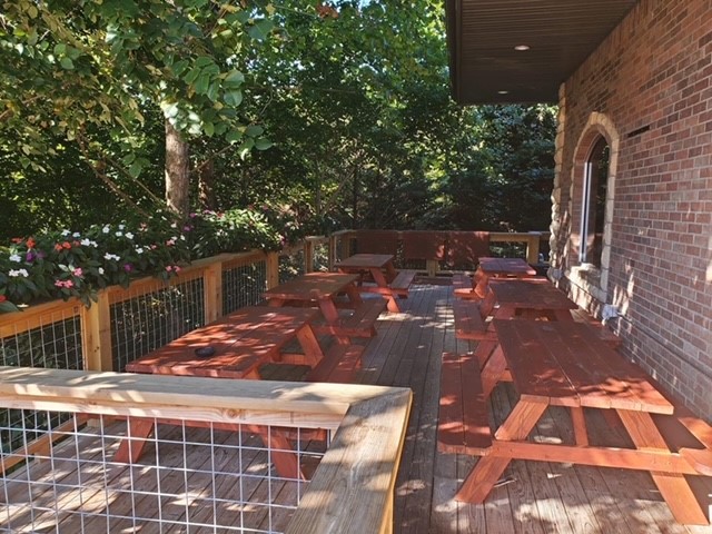 B List Burger Bar exterior view showcasing professional restaurants services in Bella Vista, Arkansas