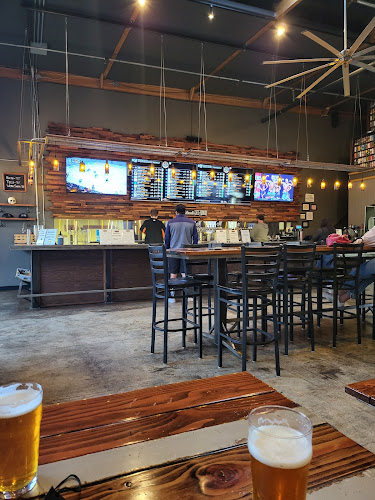 Barley & Bine Beer Cafe exterior view showcasing professional restaurants services in Windsor, California