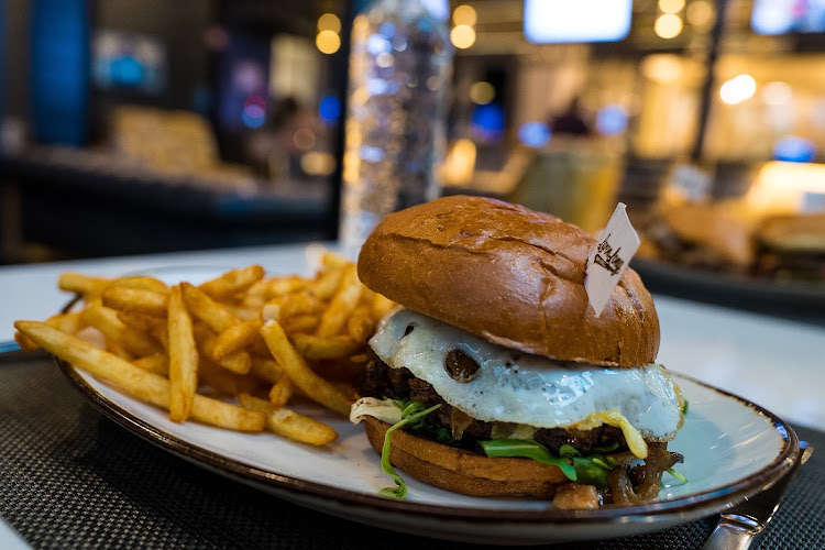 Baron Long Bar & Grill exterior view showcasing professional restaurants services in Alpine, California