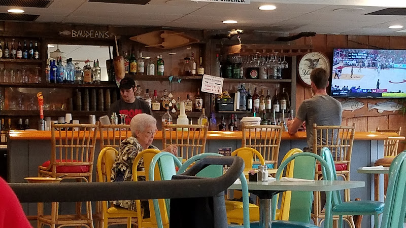 Baudean's Seafood Restaurant and Bar exterior view showcasing professional restaurants services in Theodore, Alabama