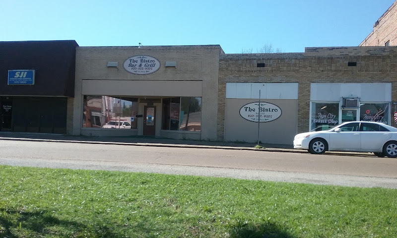 Bistro Bar & Grill exterior view showcasing professional restaurants services in West Helena, Arkansas