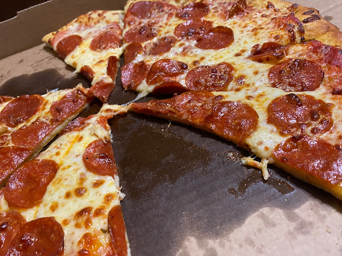 BnG's pizza exterior view showcasing professional restaurants services in Hampton, Arkansas