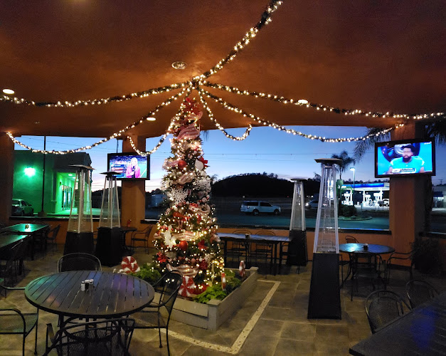 Brew'gers exterior view showcasing professional restaurants services in Valley Springs, California