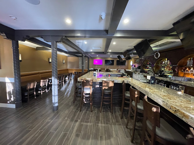 Caruso's Italian Kitchen Bar & Grill exterior view showcasing professional restaurants services in Granada Hills, California