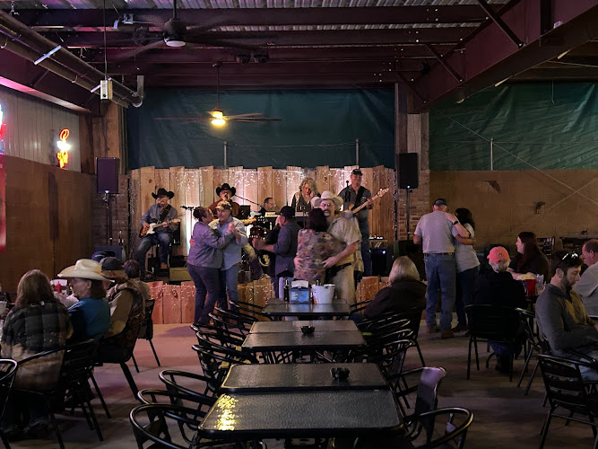 Cedar Lounge exterior view showcasing professional restaurants services in Morrilton, Arkansas