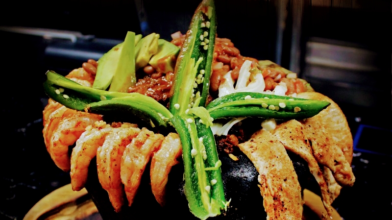 Chivos Locos exterior view showcasing professional restaurants services in Conway, Arkansas