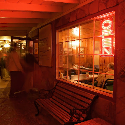 Cliff Dwellers Restaurant exterior view showcasing professional restaurants services in Marble Canyon, Arizona
