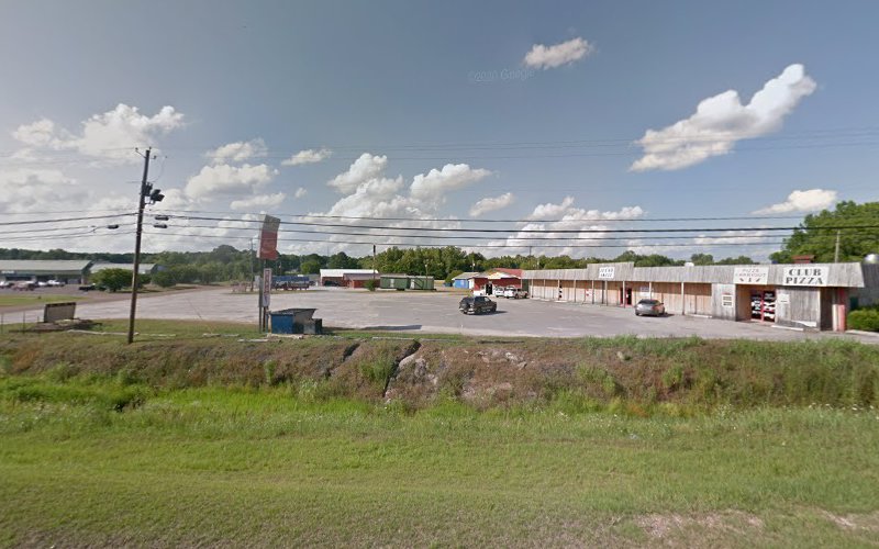 Club Pizza exterior view showcasing professional restaurants services in Carbon Hill, Alabama