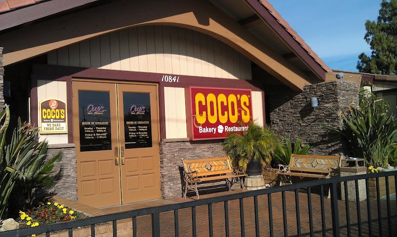 Coco's Bakery Restaurant exterior view showcasing professional restaurants services in Mission Hills, California