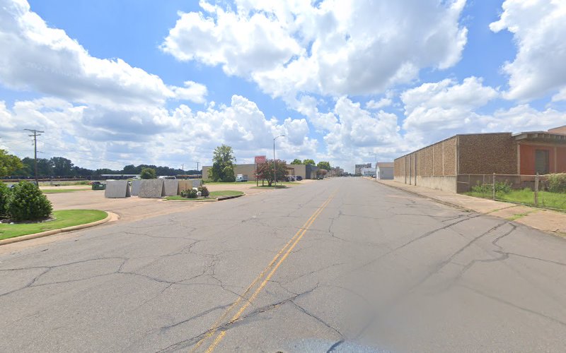 Coors Distributing Co exterior view showcasing professional Beer distributor services in Texarkana, Arkansas