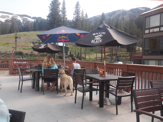 Cornice Pizza exterior view showcasing professional restaurants services in Kirkwood, California