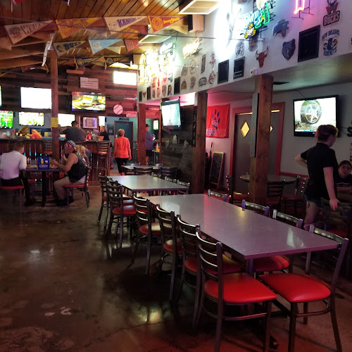 Dell's Pizza And Sports Bar exterior view showcasing professional restaurants services in Casa Grande, Arizona