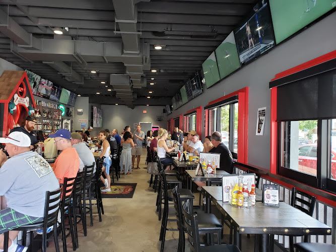 Dogz Bar & Grill exterior view showcasing professional restaurants services in Long Beach, California