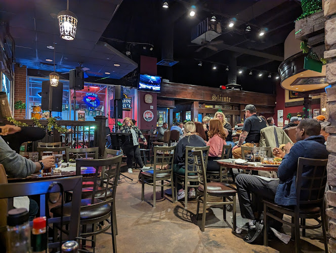 Dugan's Pub exterior view showcasing professional restaurants services in Little Rock, Arkansas