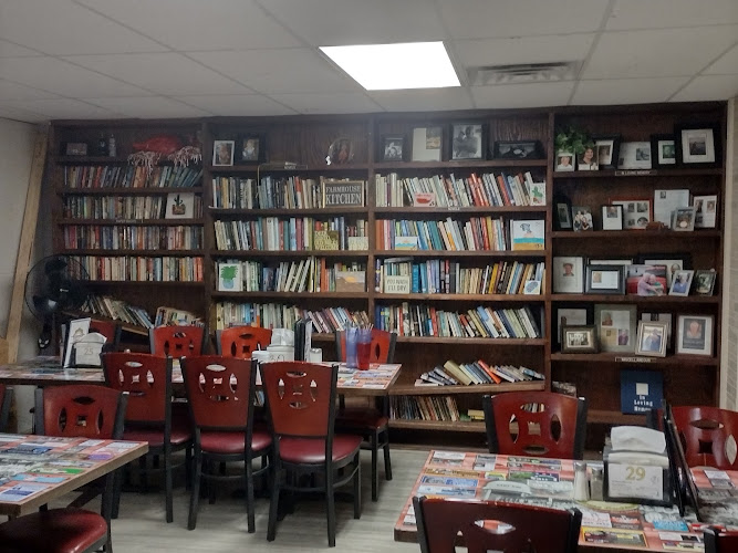 East End Cafe II exterior view showcasing professional restaurants services in Hensley, Arkansas