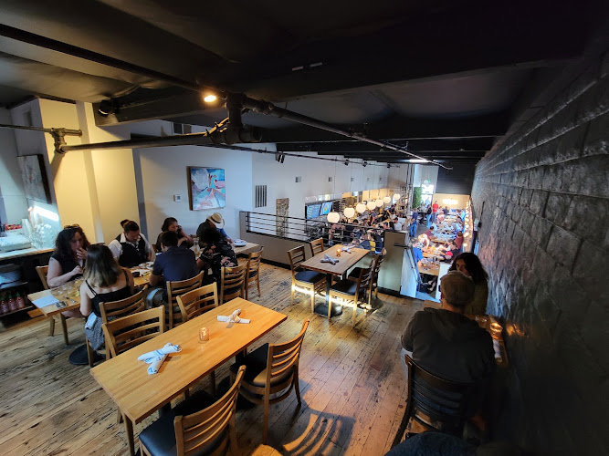 East End Gastropub exterior view showcasing professional restaurants services in Capitola, California
