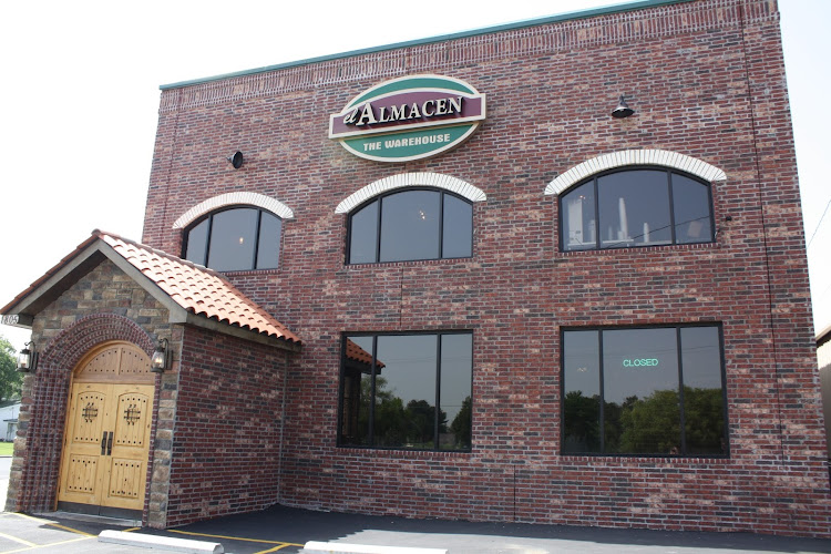 El Almacen The Warehouse exterior view showcasing professional restaurants services in Searcy, Arkansas