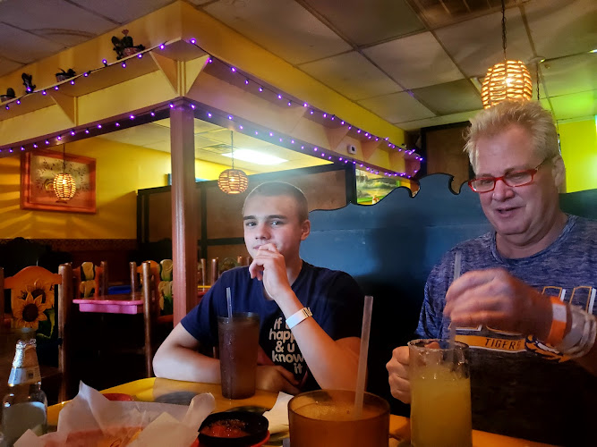 El Paso exterior view showcasing professional restaurants services in New Hope, Alabama