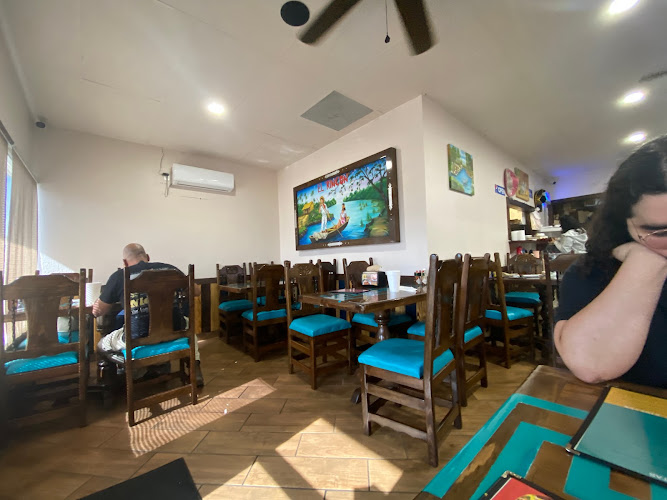 El Rincon Tacos & Grill exterior view showcasing professional restaurants services in Theodore, Alabama