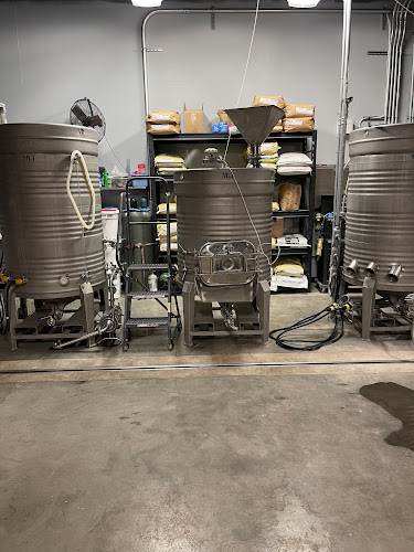 Five Eye Brewing exterior view showcasing professional restaurants services in Ceres, California