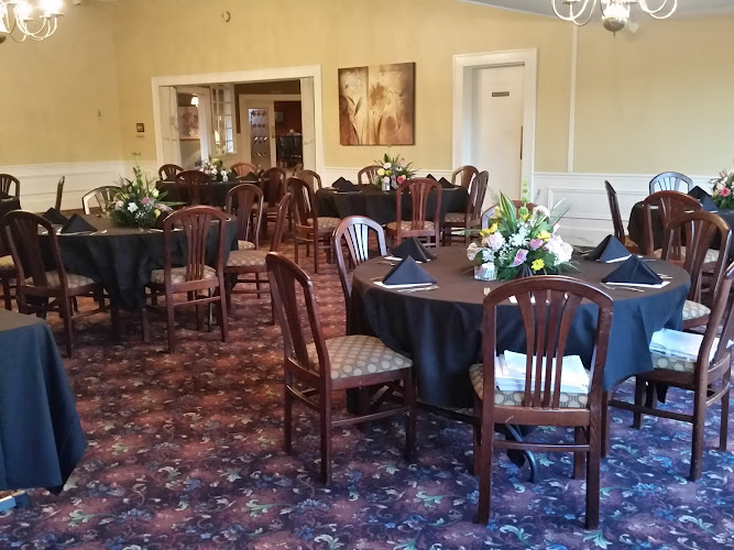 Forrest City Country Club exterior view showcasing professional restaurants services in Forrest City, Arkansas