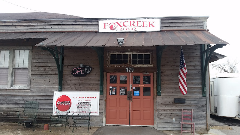 Fox Creek BBQ Restaurant exterior view showcasing professional restaurants services in Batesville, Arkansas