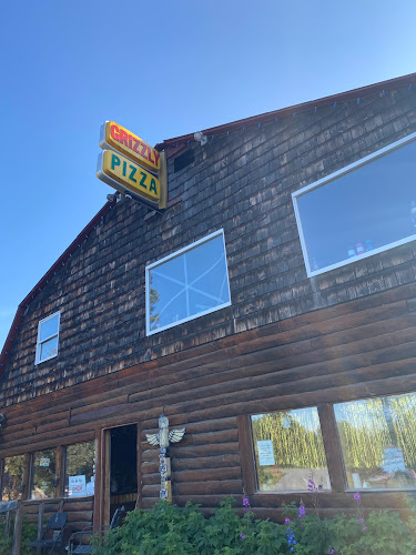 Grizzly Pizza exterior view showcasing professional restaurants services in Copper Center, Alaska