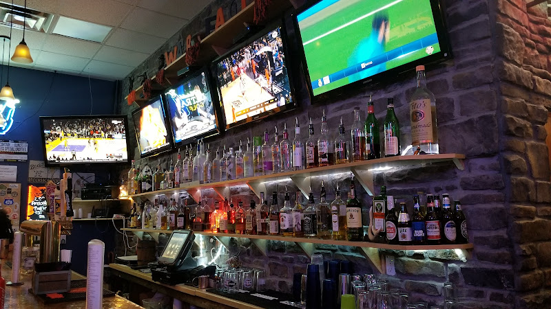 Halftime Sports Bar exterior view showcasing professional restaurants services in Auburn, Alabama