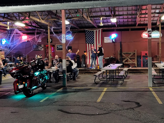 Hardrider Bar & Grill exterior view showcasing professional restaurants services in Cabot, Arkansas