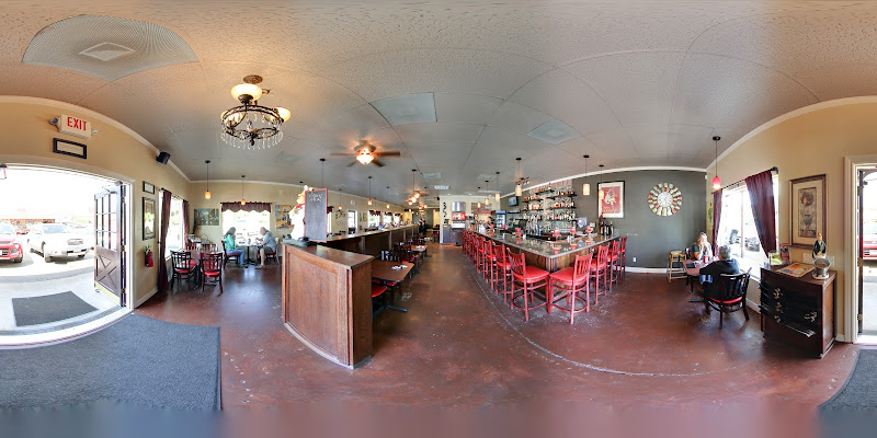 Highway House Restaurant exterior view showcasing professional restaurants services in Jackson, California