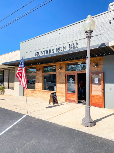 Hunters Run Bar & Grill, Monroeville AL exterior view showcasing professional restaurants services in Monroeville, Alabama