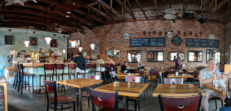 Hydro Grill exterior view showcasing professional restaurants services in Calistoga, California