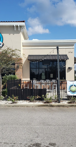 Island Wing Company exterior view showcasing professional restaurants services in Daphne, Alabama