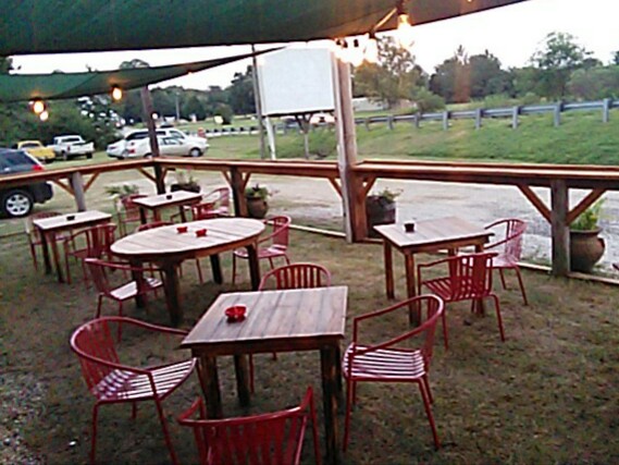 Johnny B’s Front Porch, Lillian,Al exterior view showcasing professional restaurants services in Lillian, Alabama