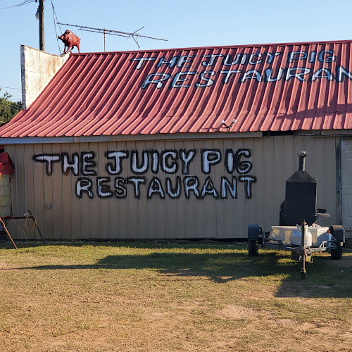Juicy Pig exterior view showcasing professional restaurants services in Buckner, Arkansas