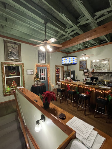 Juniper's Back Door Restaurant exterior view showcasing professional restaurants services in Calico Rock, Arkansas