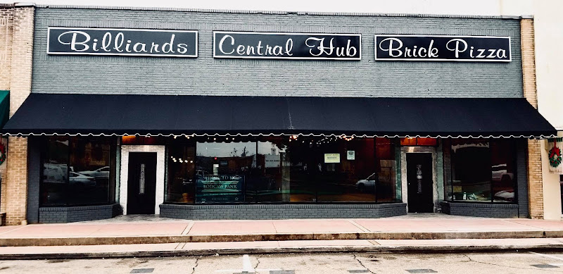 Kyle’s Central Hub exterior view showcasing professional restaurants services in Magnolia, Arkansas