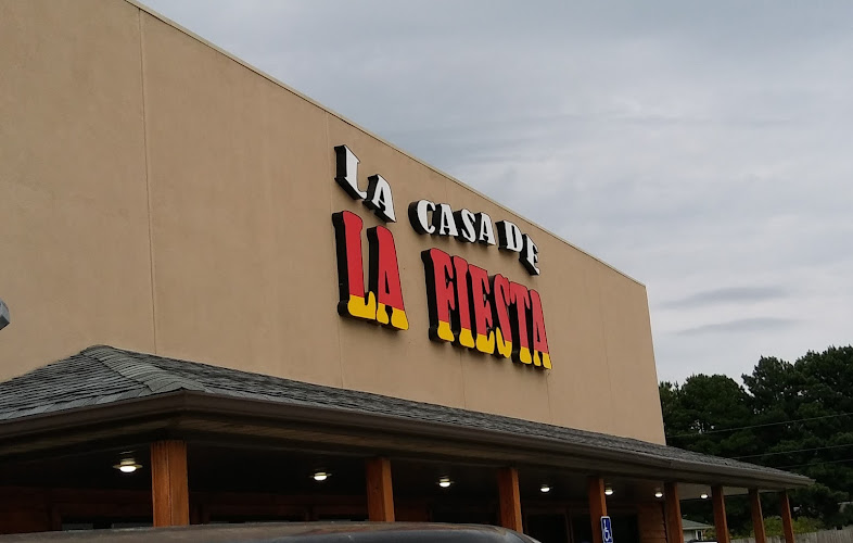 La Casa De La Fiesta exterior view showcasing professional restaurants services in Bono, Arkansas