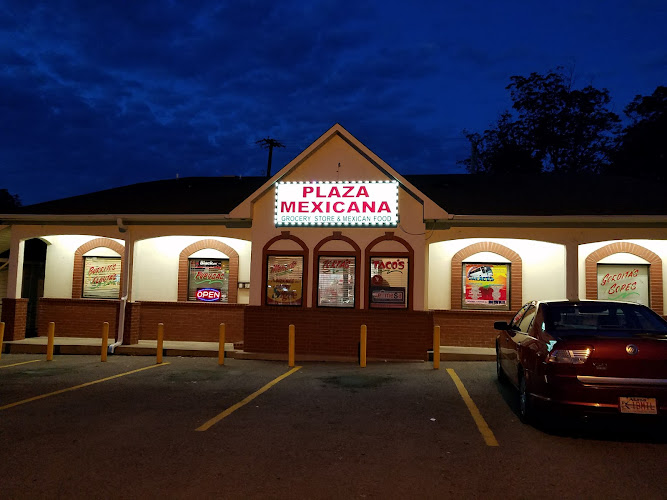 La Plaza Mexicana exterior view showcasing professional restaurants services in Dardanelle, Arkansas