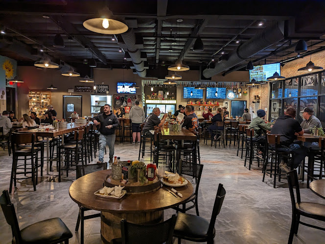 La Quinta Brewing Co. exterior view showcasing professional Brewery services in Palm Desert, California